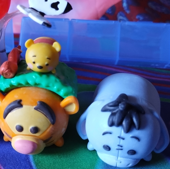 Disney Tsum Tsum Tigger Butterfly Balloon Hill Mystery Stack Pack Series 4 - Picture 8 of 9